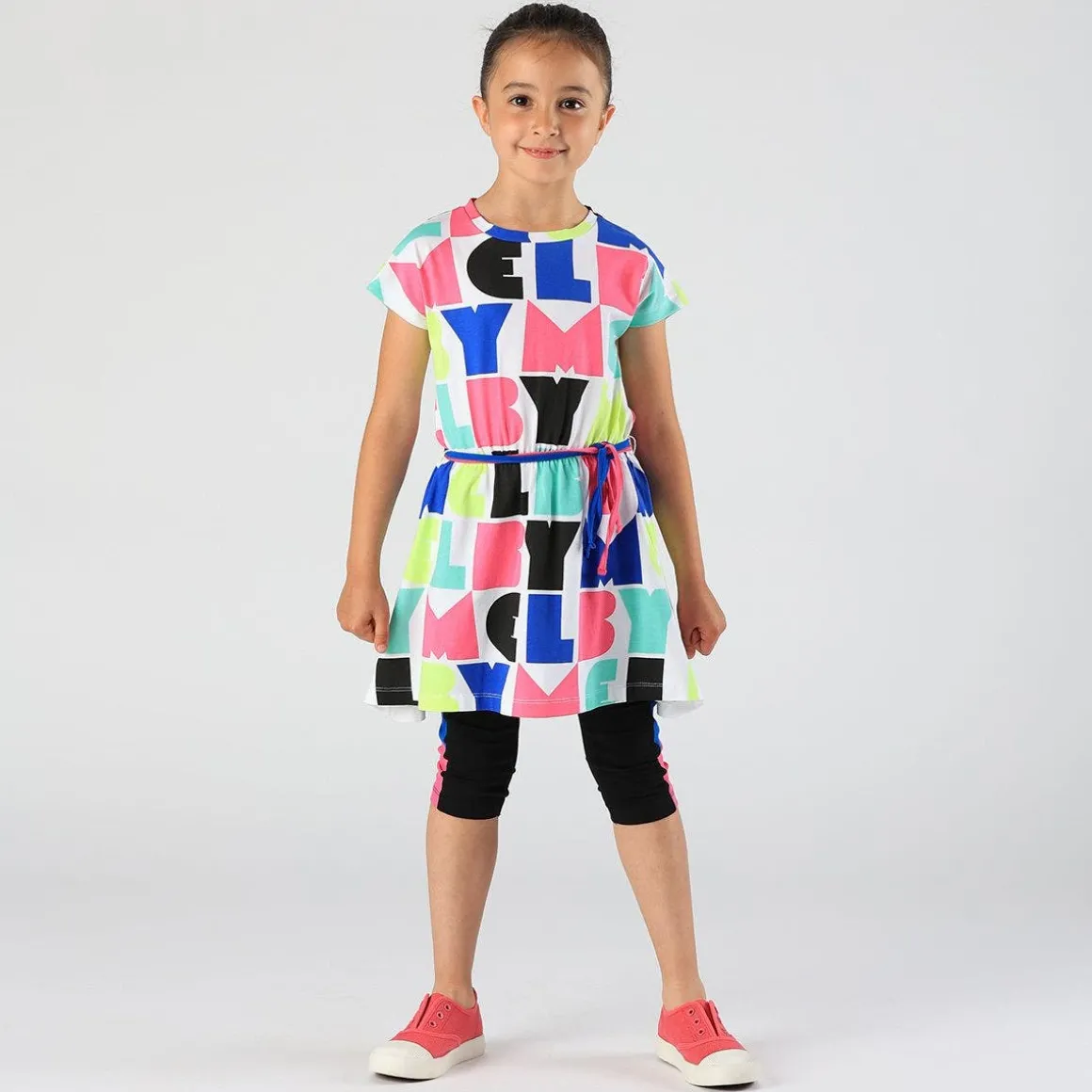 Abito con stampa all over colorata da bambina