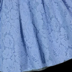 Abito elegante in pizzo da bambina