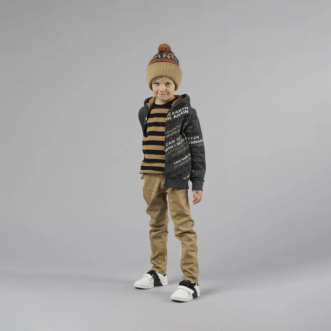 Berretto con pom pon per bambino