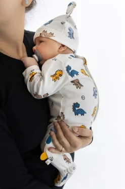 Berretto in felpa misto cotone bio per neonato