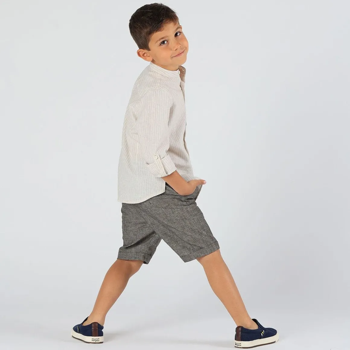 Camicia con collo alla coreana rigata da bambino