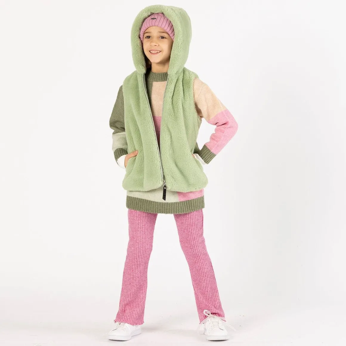 Gilet in eco-pelliccia per bambina