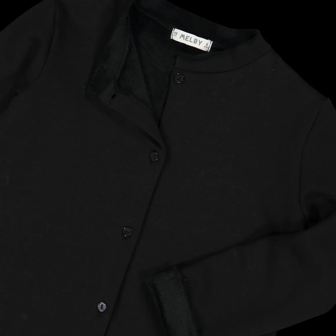 Maglia con bottoni in caldo tessuto