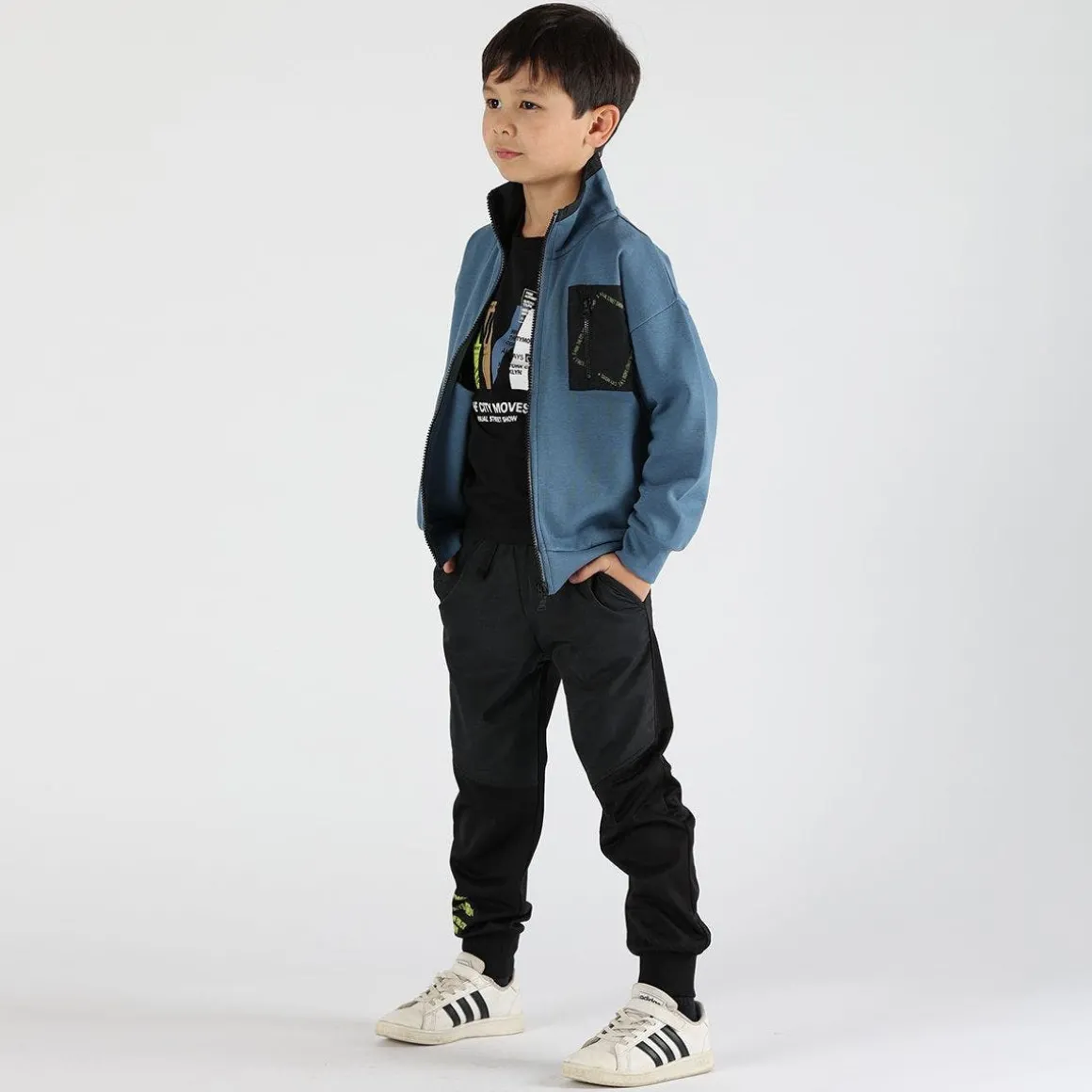 Maglia con zip da bambino