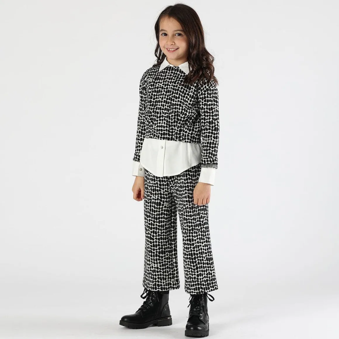 Maglia cropped bianca e nera bambina