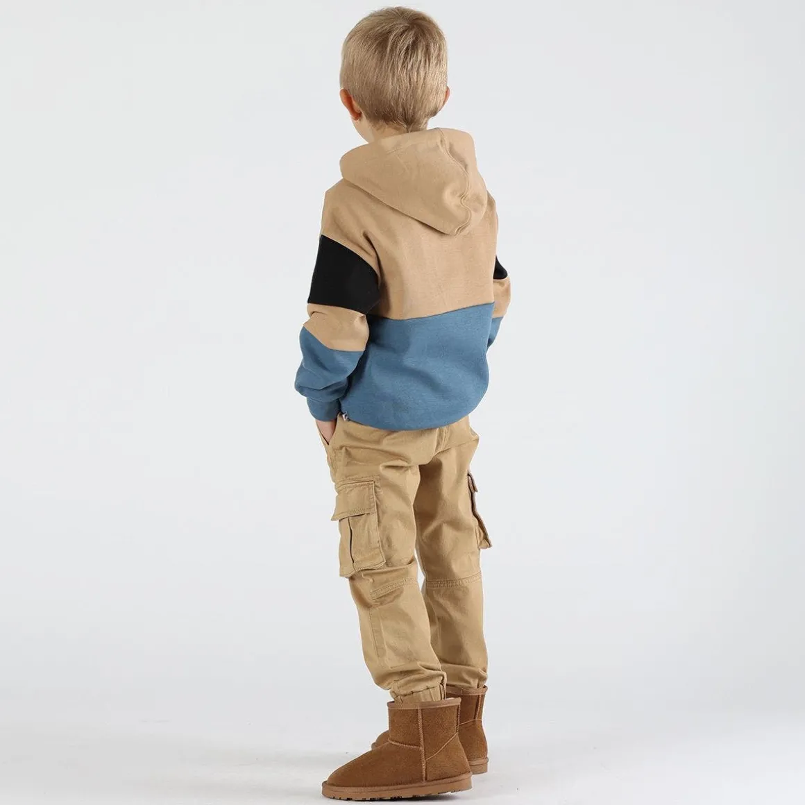 Maglia da bambino con cappuccio