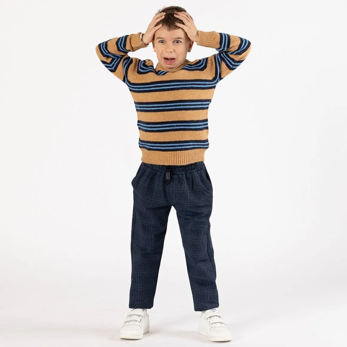 Pantalone chino con coulisse per ragazzo