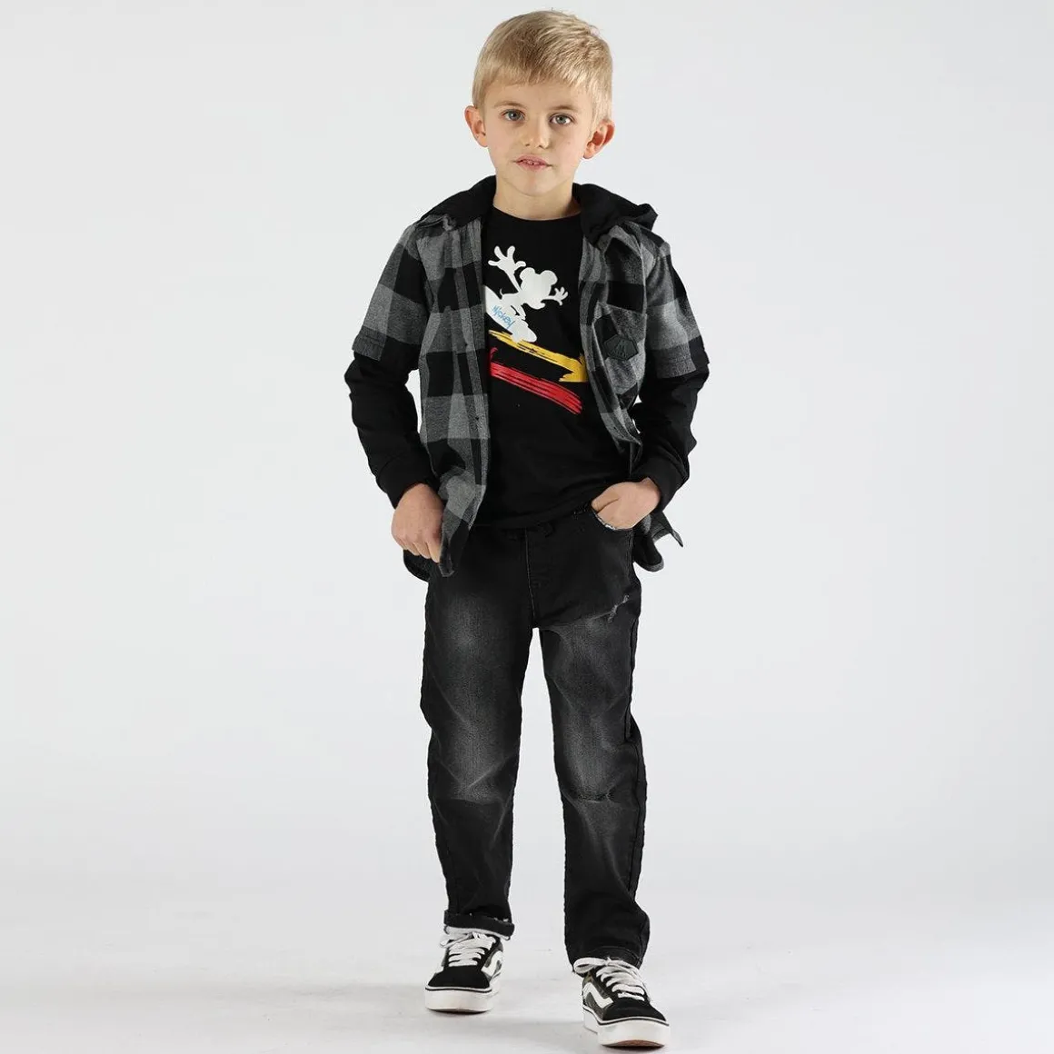 Pantalone da bambino effetto jeans con laccio