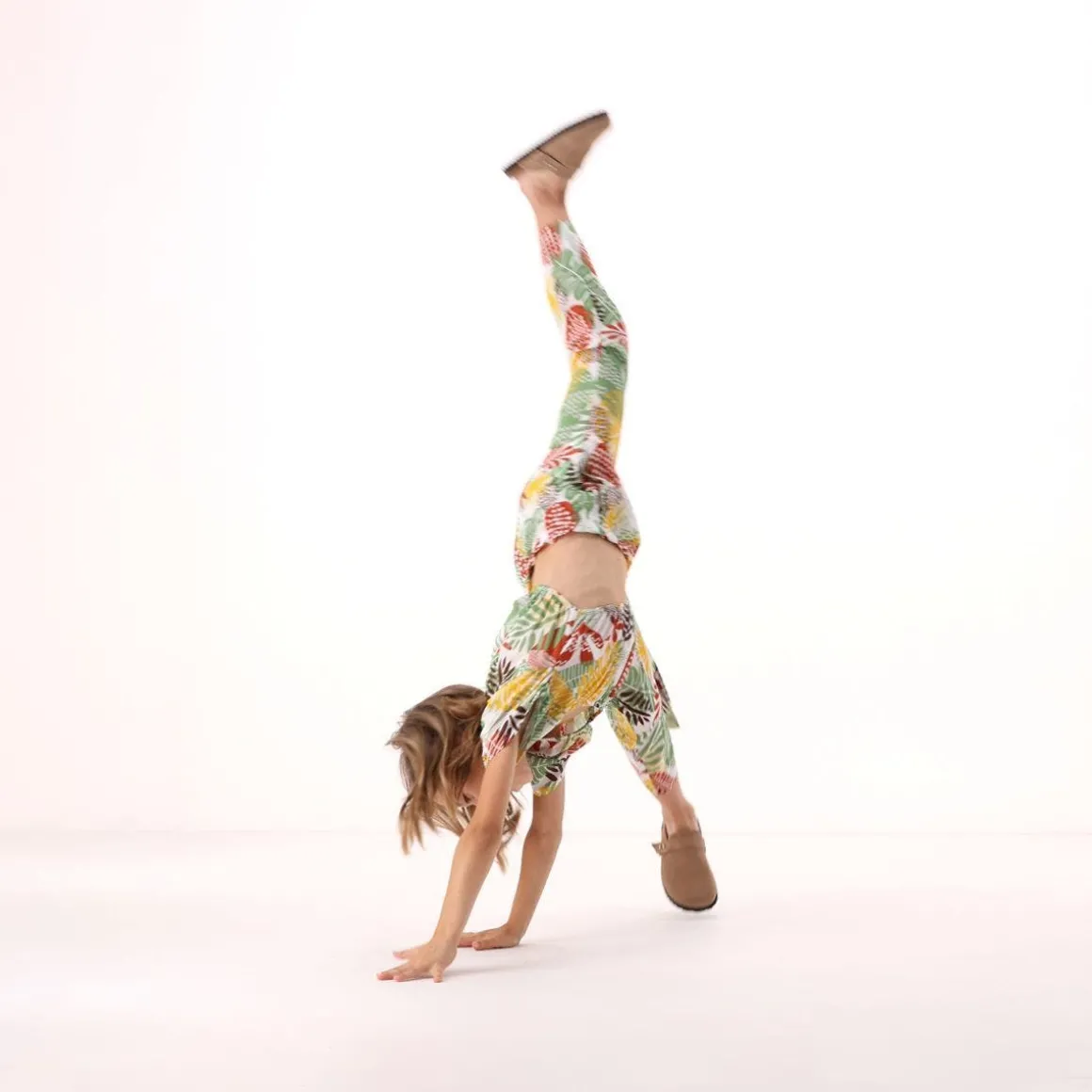 Pantalone in mussola stampata per bambina