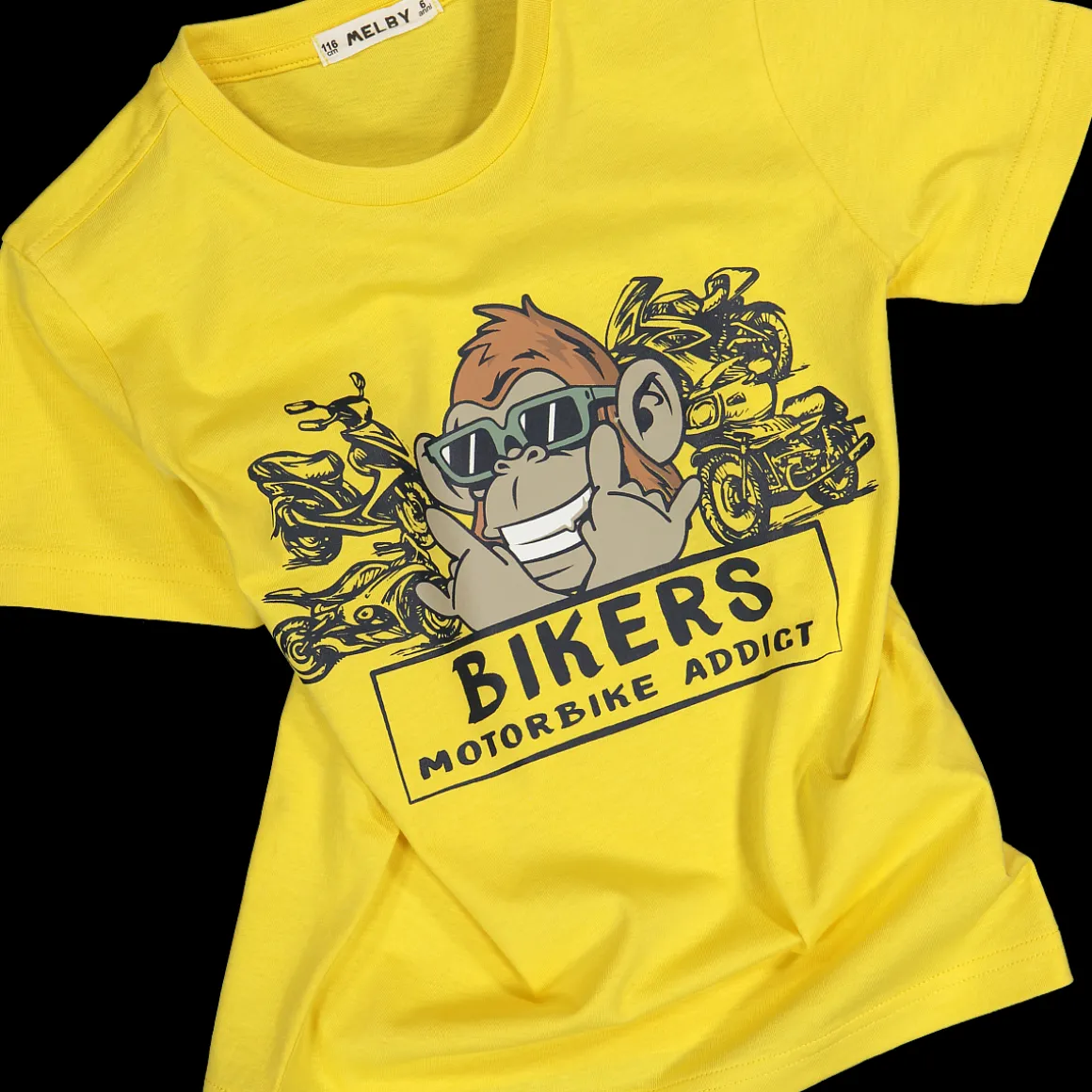 T-shirt con personaggi da bambino