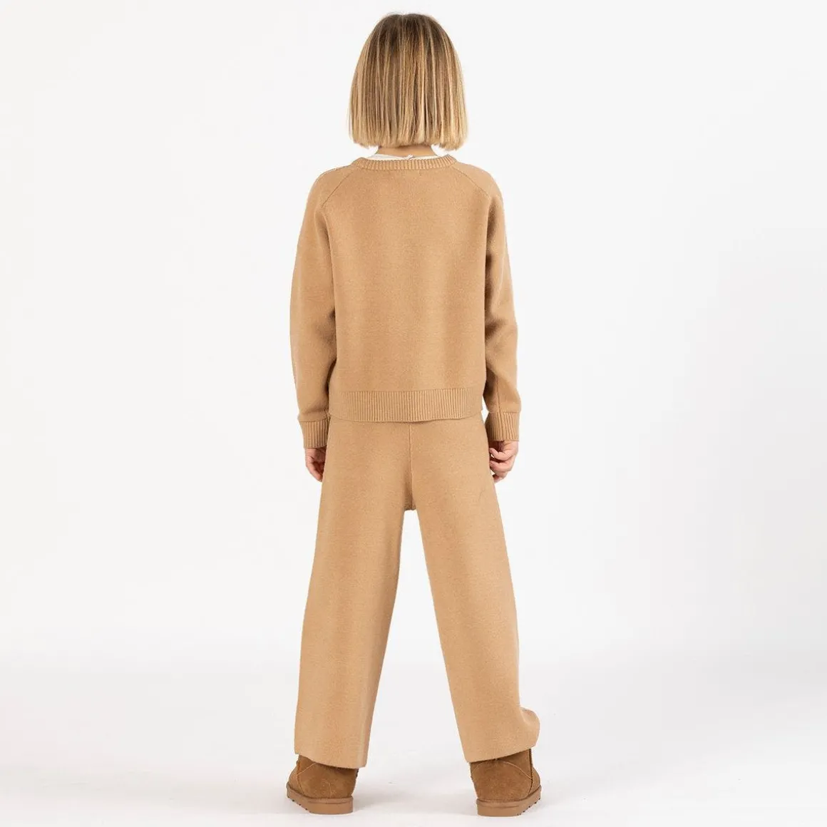 Tuta elegante in tricot per bambina