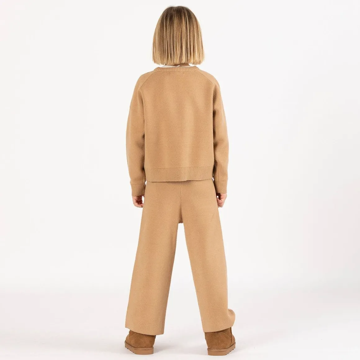 Tuta elegante in tricot per bambina