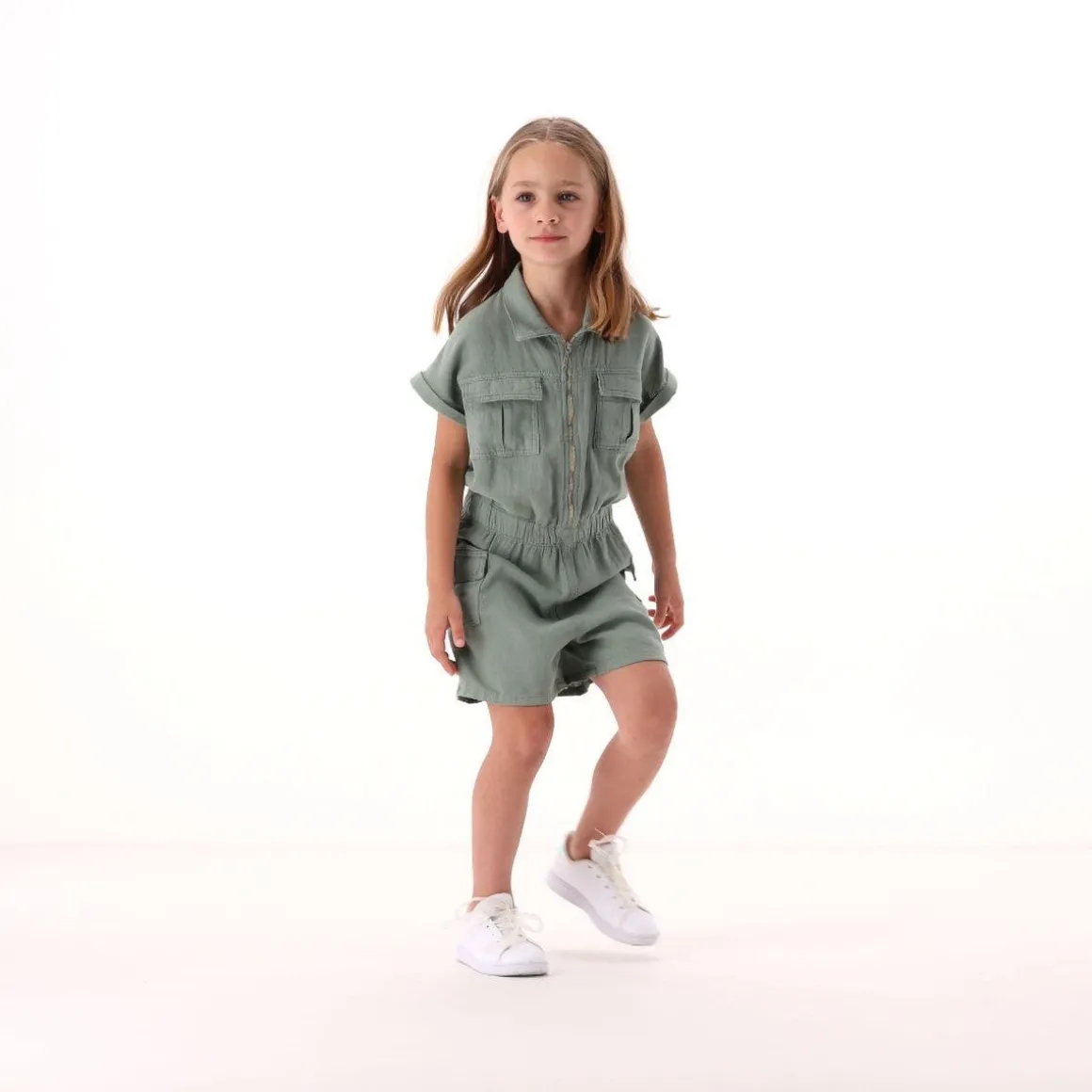 Tuta in misto lino per bambina