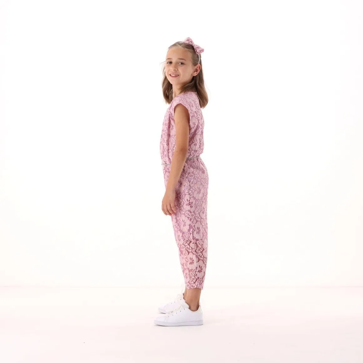 Tuta in pizzo per bambina